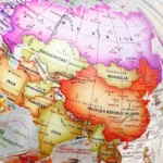 Wellfun Wholesale World Globe Home Decor Plastic Novelty Gifts Earth Globe Decor - Image 5